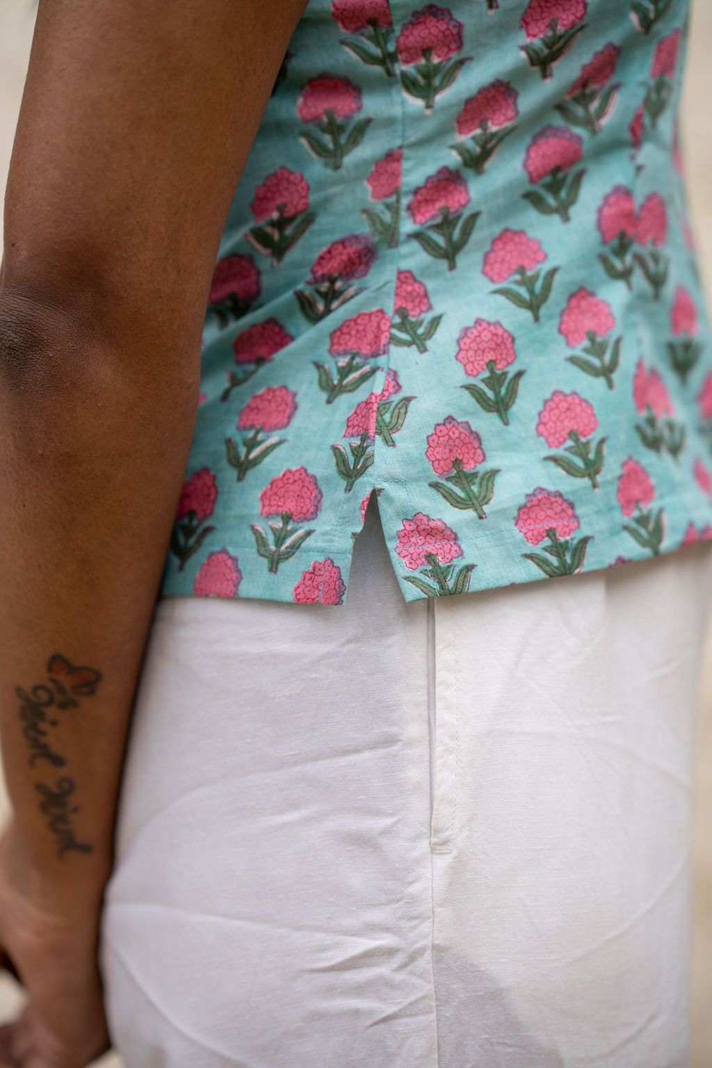 Karaoke Sleeveless Top