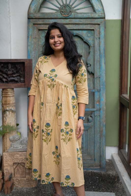 Karumbu Juice Midi Dress